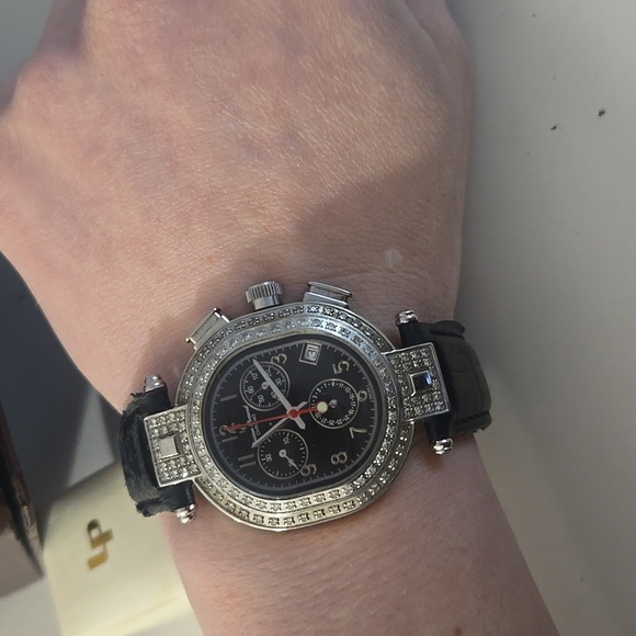 Lucian Piccard Capella Diamond Watch main image 9